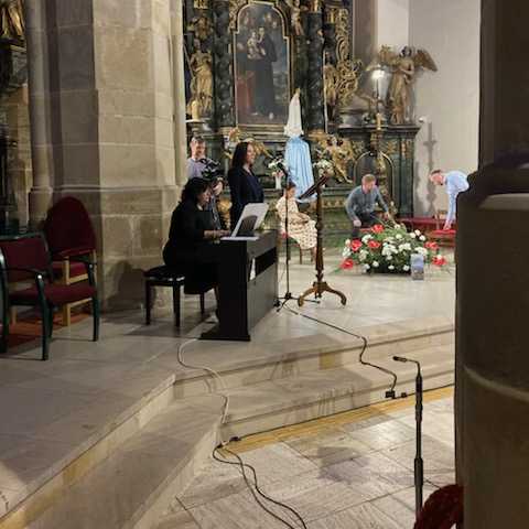 noc-kostolov-2022-koncert-miriam-brandisova-s-klavirnym-doprovodom