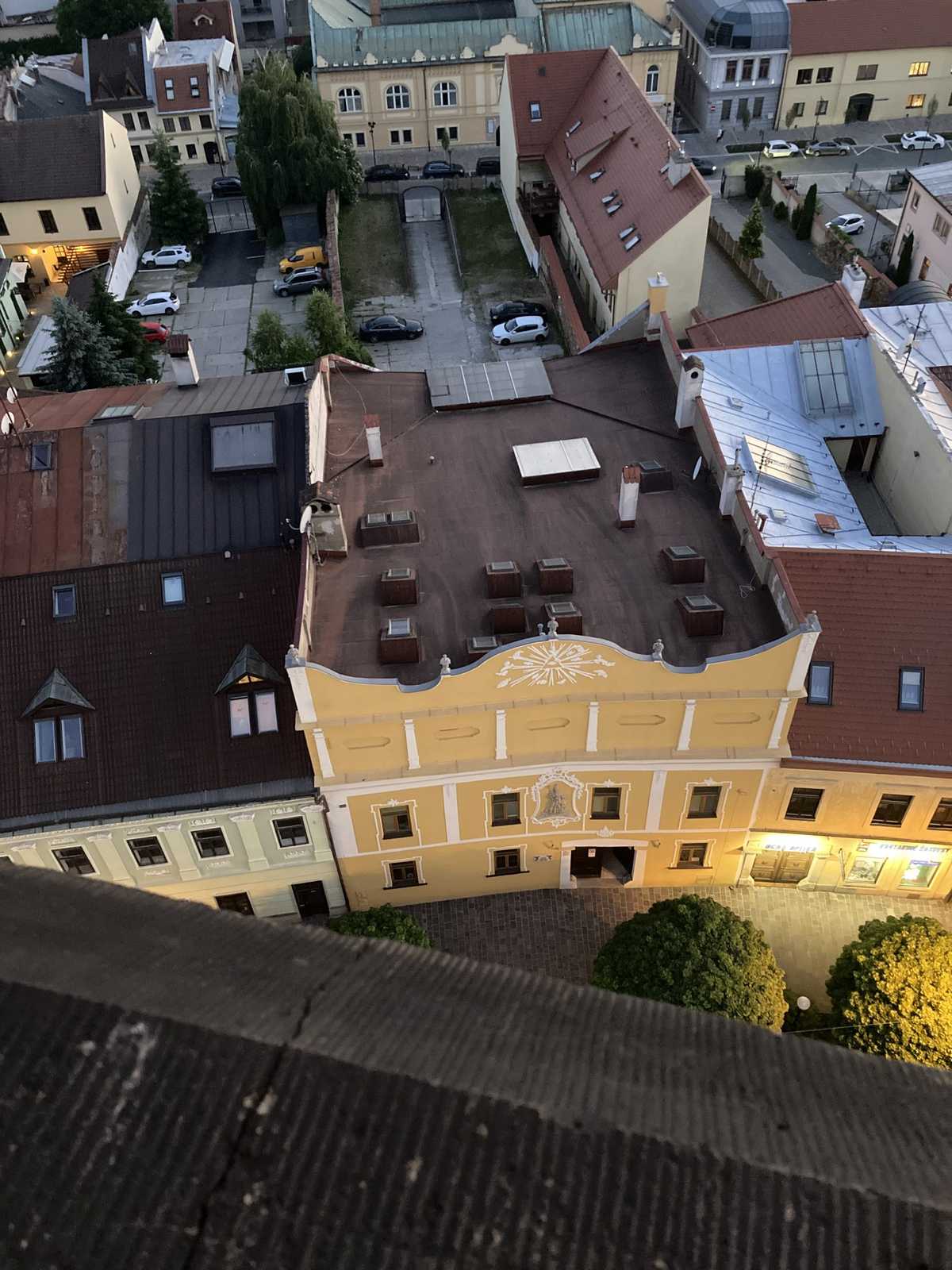 Oprava krovu a výmena strešnej krytiny objektu rímskokatolíckej fary